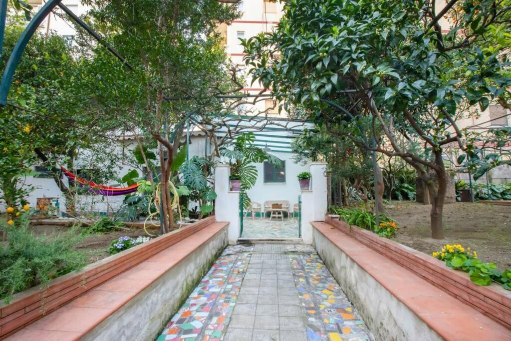 Вилла Oltre Il Giardino Вико-Экуенсе Экстерьер фото